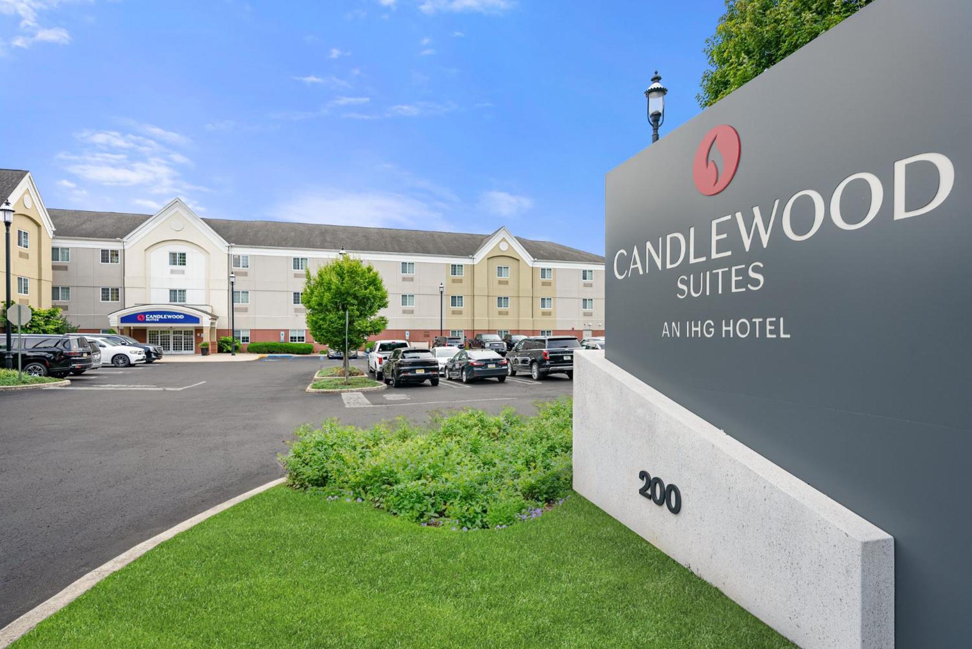 C&lewood Suites Bordentown-Trenton Exterior foto
