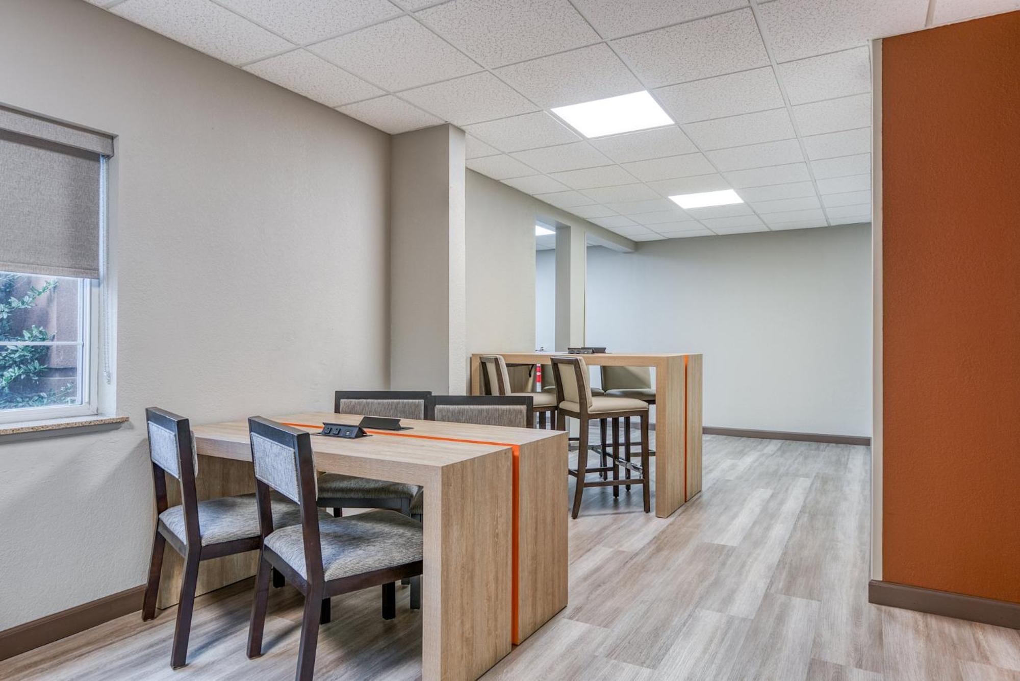 C&lewood Suites Bordentown-Trenton Exterior foto